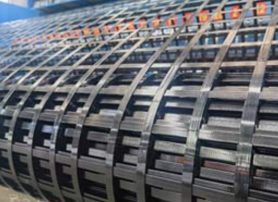 宁夏钢塑土工格栅：基建“隐形脊梁”的绿色智造与长寿命进化论